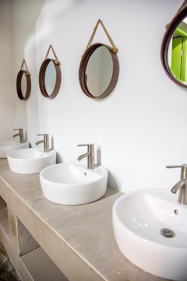 סן חואן Nomada Urban Beach Hostel- Calle Loiza (Adults Only) מראה חיצוני תמונה