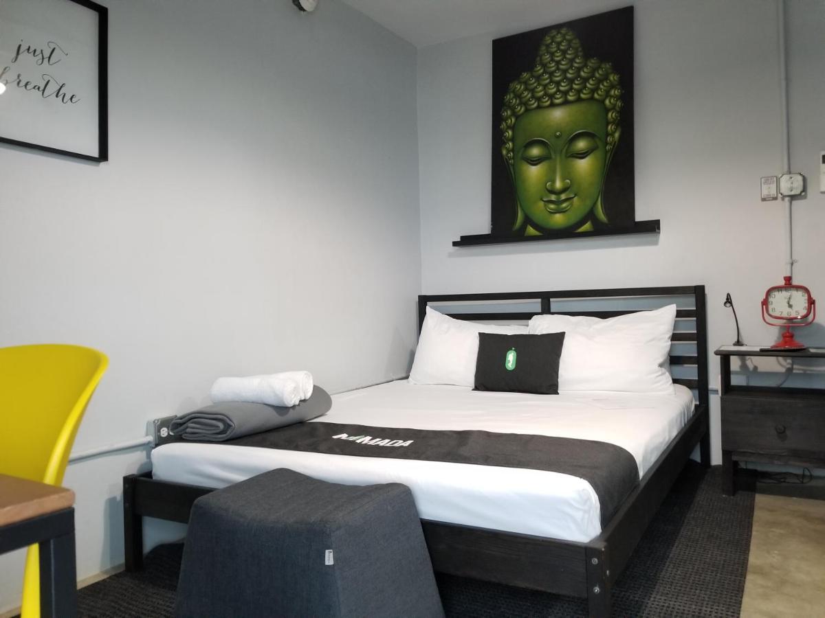 סן חואן Nomada Urban Beach Hostel- Calle Loiza (Adults Only) מראה חיצוני תמונה