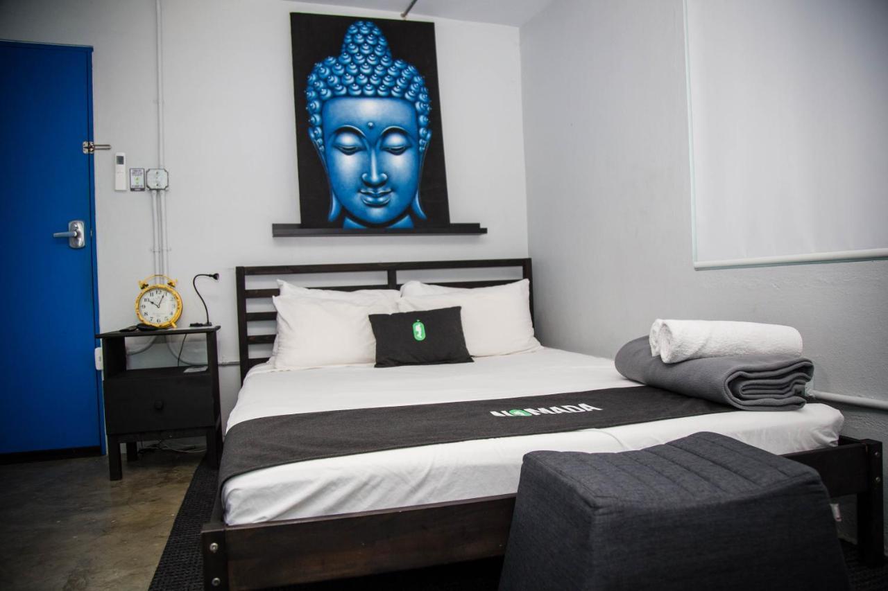 סן חואן Nomada Urban Beach Hostel- Calle Loiza (Adults Only) מראה חיצוני תמונה