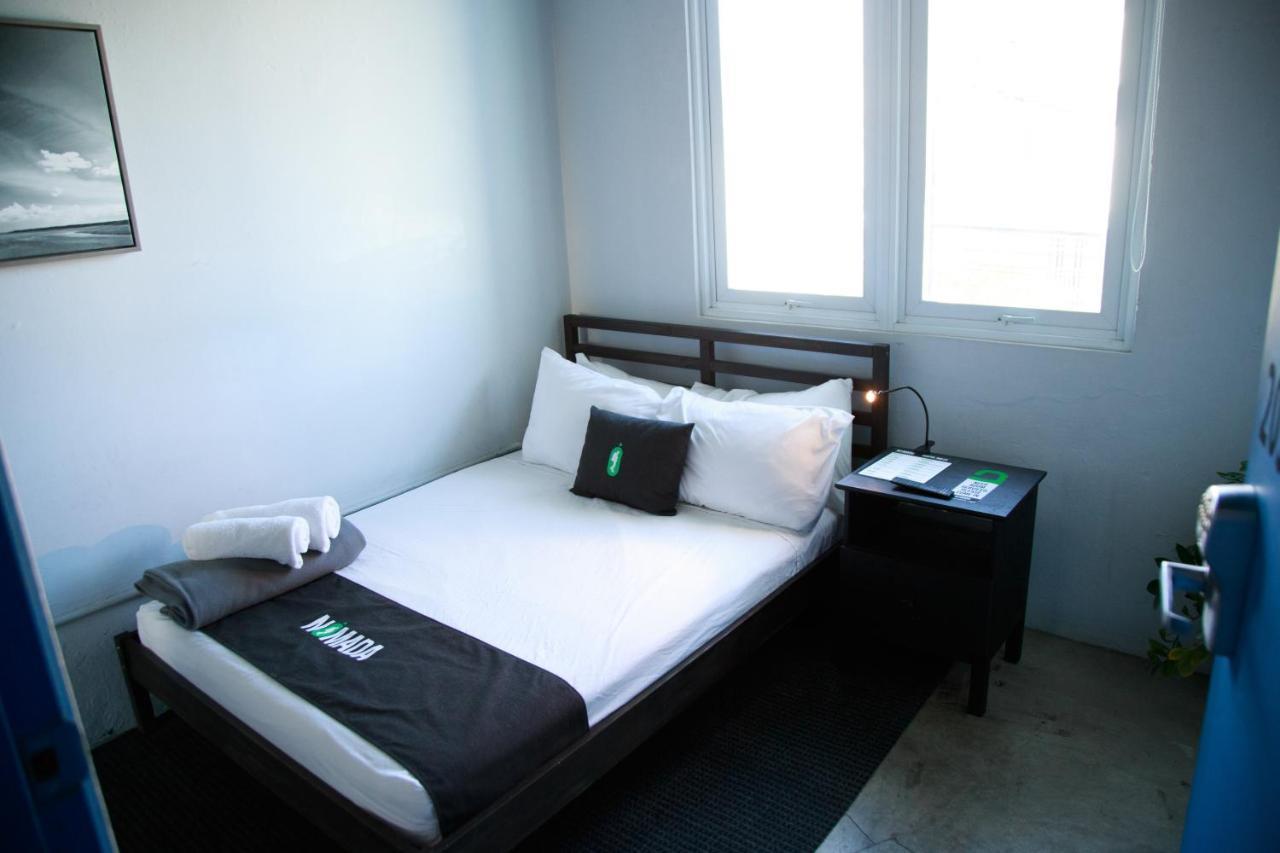 סן חואן Nomada Urban Beach Hostel- Calle Loiza (Adults Only) מראה חיצוני תמונה