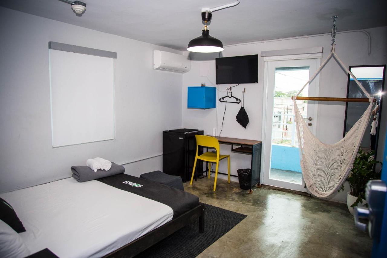 סן חואן Nomada Urban Beach Hostel- Calle Loiza (Adults Only) מראה חיצוני תמונה