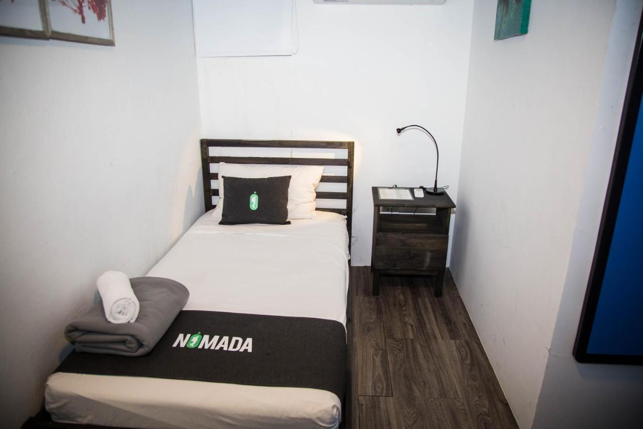 סן חואן Nomada Urban Beach Hostel- Calle Loiza (Adults Only) מראה חיצוני תמונה
