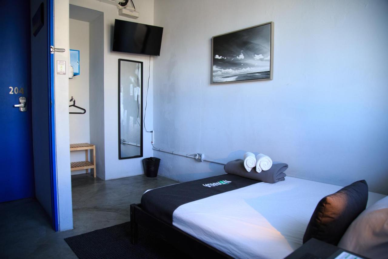 סן חואן Nomada Urban Beach Hostel- Calle Loiza (Adults Only) מראה חיצוני תמונה